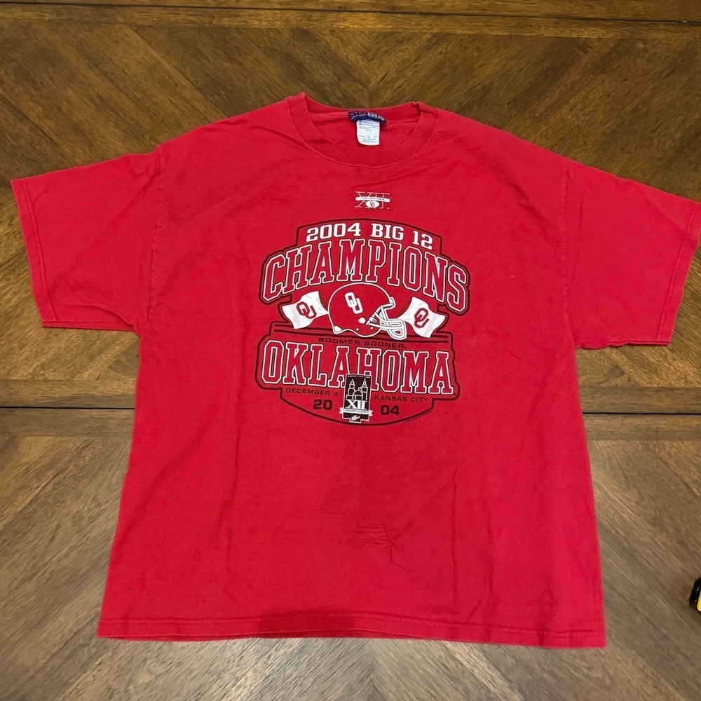 Step Ahead Oklahoma Sooners 2004 Big 12 Champions Red T-Shirt Men XL OU Football